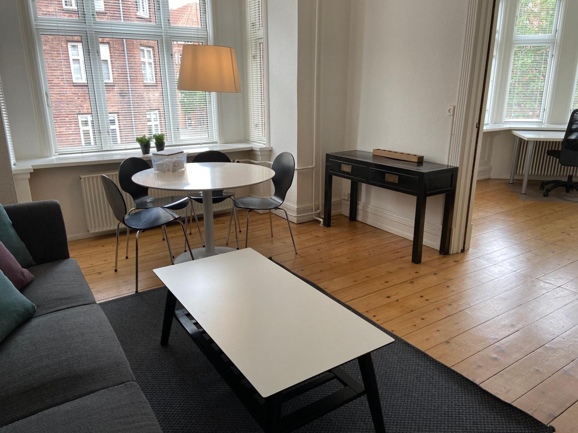 Holmbladsgade 2nd Floor Apartment Copenhagen